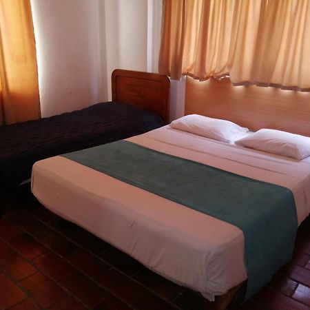 Hotel del Oeste Cali Buitenkant foto